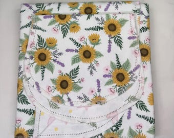 Manta y paño para eructar con estampado floral para bebé, franela rosa con diseño de jardín de flores, regalo para baby shower de niña, kit con borde de ganchillo cosido.