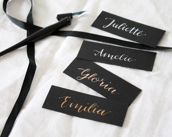 Individual place cards made of kraft paper | name tags | place cards | wedding | Stationery | table decoration | Calligraphy | Hand lettering