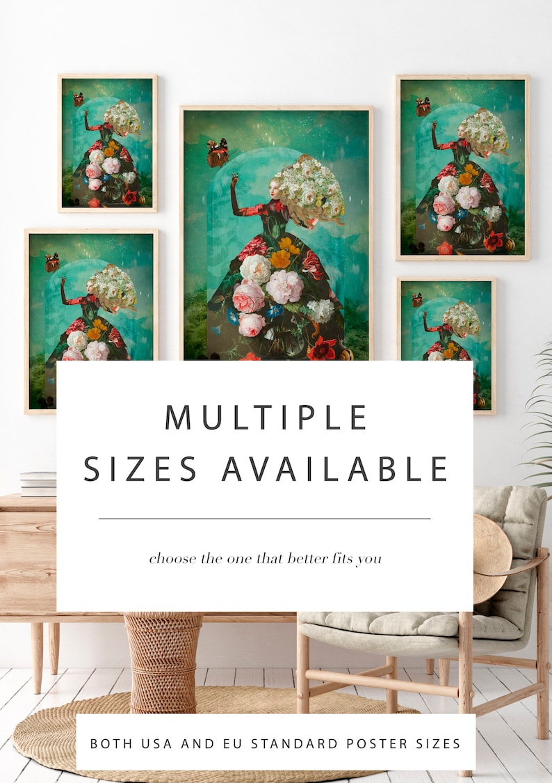 K&ouml;nnte beinhalten: Ein digitaler Kunstdruck mit einer Frau mit einer Blumenkrone und einem Blumenkleid, umgeben von Schmetterlingen und Blumen. Der Druck ist in verschiedenen Gr&ouml;&szlig;en erh&auml;ltlich und in einem Holzrahmen gerahmt. Der Text "MULTIPLE SIZES AVAILABLE" und "choose the one that better fits you" wird unter dem Druck angezeigt. Der Text "BOTH USA AND EU STANDARD POSTER SIZES" wird am unteren Rand des Bildes angezeigt.