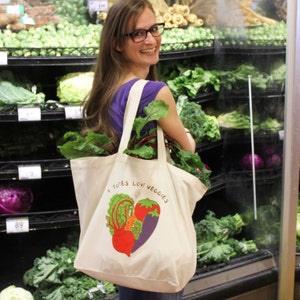I Totes Love Veggies Fair Trade Reusable Grocery Bag image 2