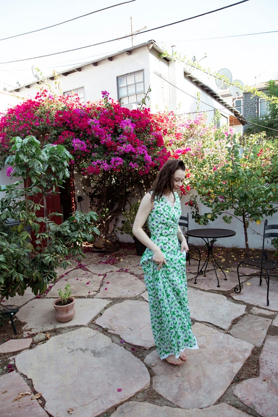 70s embroidered ditsy daisy flower maxi dress