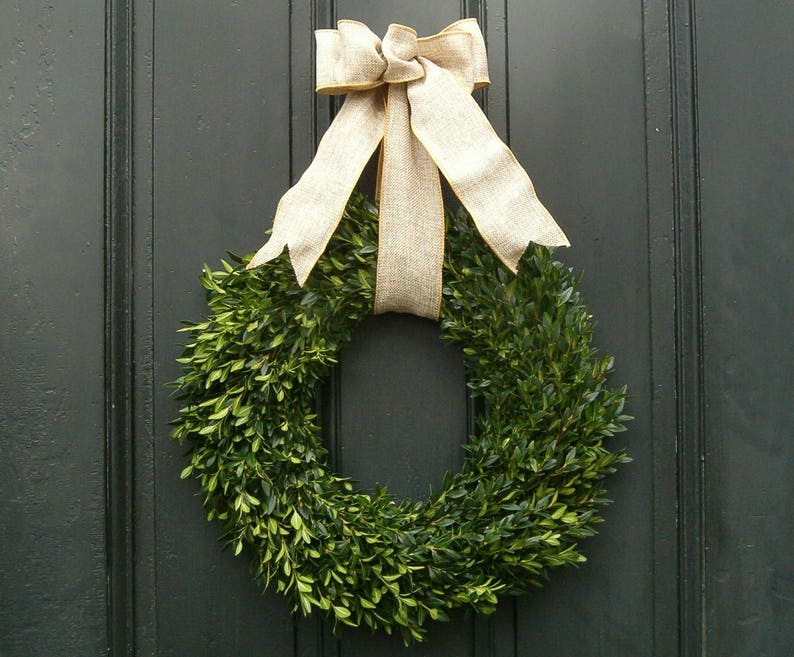Christmas Wreath, Boxwood Wreath, 12, Fresh Boxwood Wreath, Live Holiday Wreaths, Front Door Wreath, Natural Wedding Decor, Real Boxwood Burlap