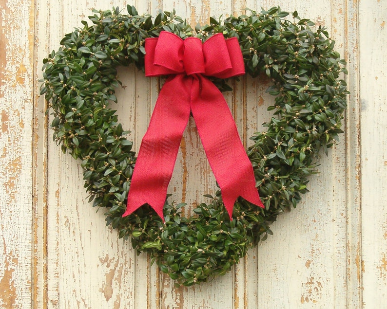 Boxwood Wreath, Fresh Boxwood Heart Wreath, Valentine's Day, Heart Shaped Wreath, Front Door Wreath, Holiday Decor, Christmas Wreath image 3