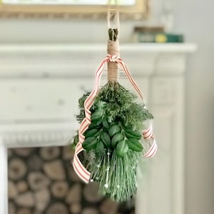 Mistletoe, Hanging Mistletoe, Farmhouse Decor, Holiday Decor, Real Boxwood, Christmas Ornament, Mistletoe Kissing Ball, Swag, Fresh Greenery