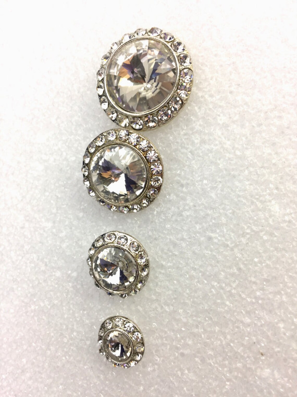 Unique Rhinestones Buttons With a Vintage Flare GB0218 - Etsy