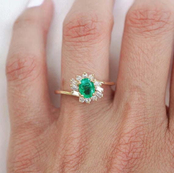 Oval Shape Green Emerald and Diamond Vintage Ring
