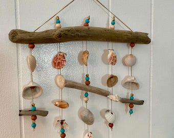 Seashell Driftwood Wall Art / Beach House Decor / Coastal Bohemian Wall Hanging
