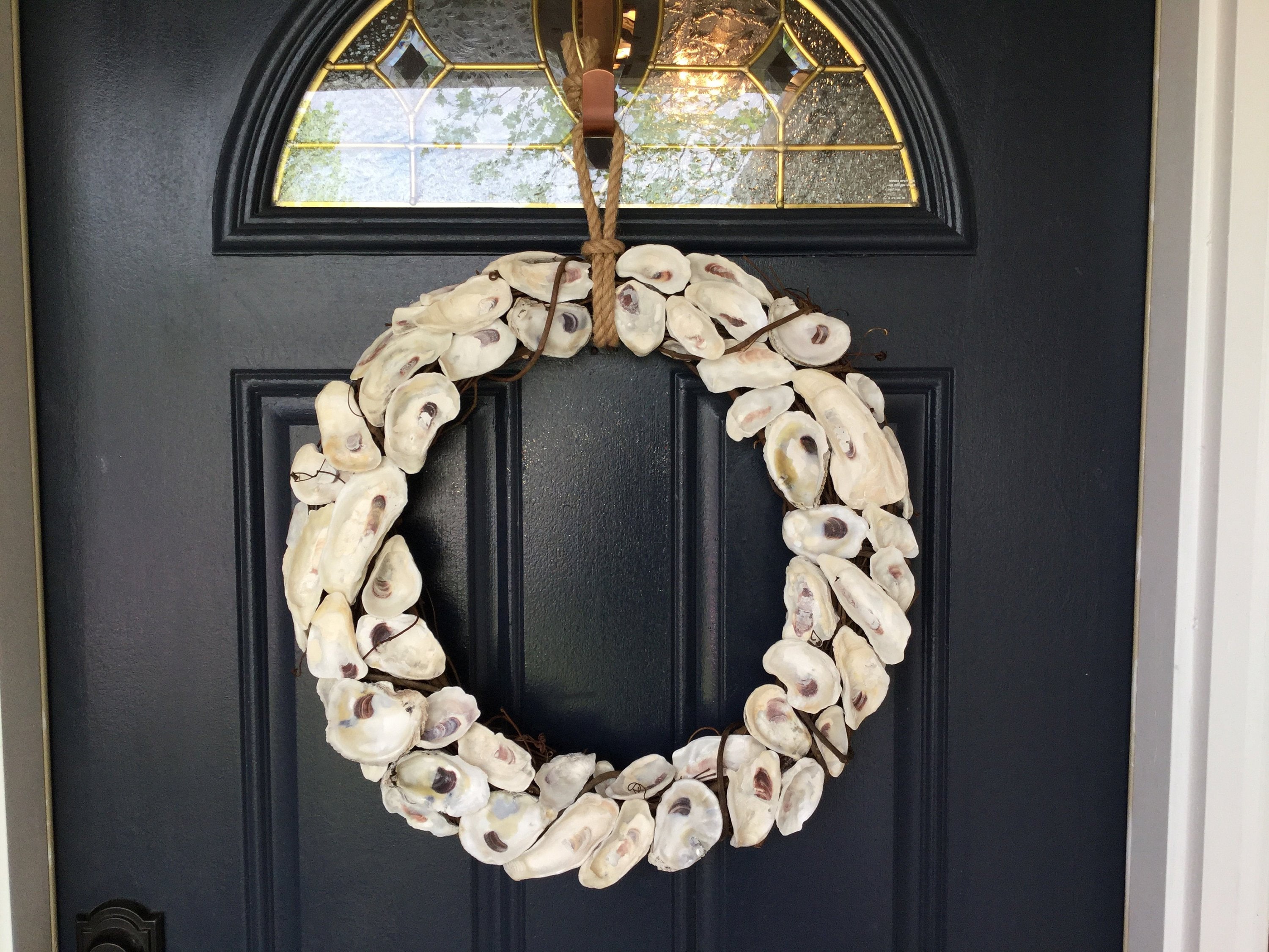 Oyster Shell Grapevine Wreath / Beach House Decor/ Coastal Farmhouse Rustic  Wreath / Housewarming Gifts - Etsy