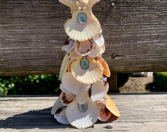 Seashell Christmas Tree: Coastal Holiday Decor with Starfish Topper