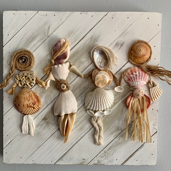 Seashell People Wall Decor / Shell Women Sisters Friends /Coastal Home Decor / Seashell Art Girlfriends / Personalized Gifts