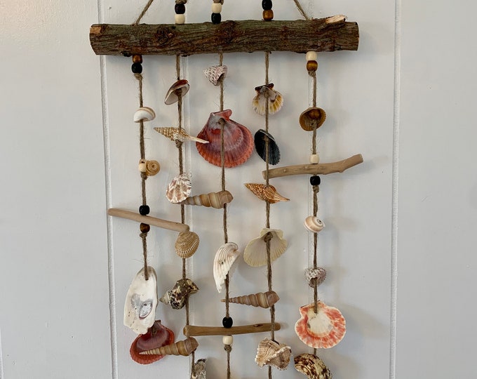 Seashell Wind Chime / Coastal Home Decor / Beach Wall Hanging