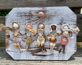 Seashell People Sign: Beach Sisters and Friends Coastal Wall Decor / Pesonalized Gift