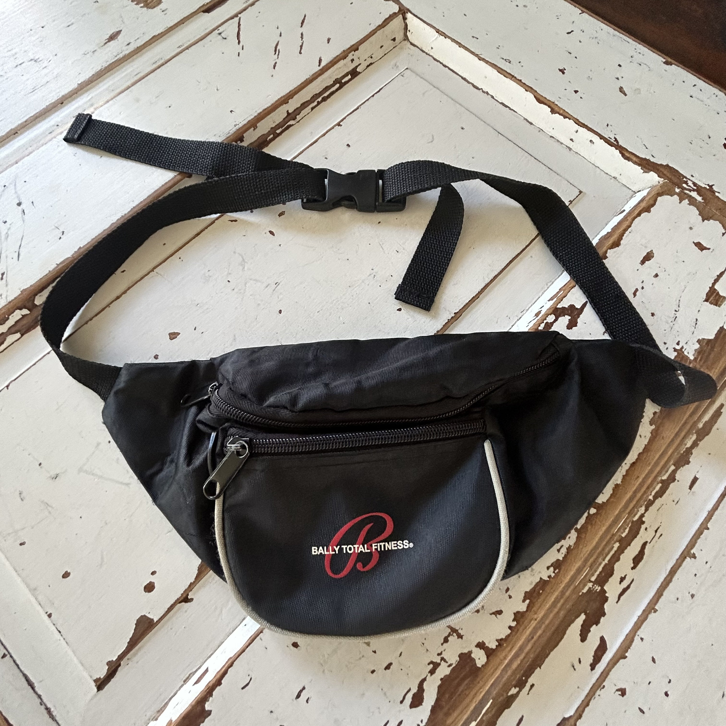 Bally fanny pack deals