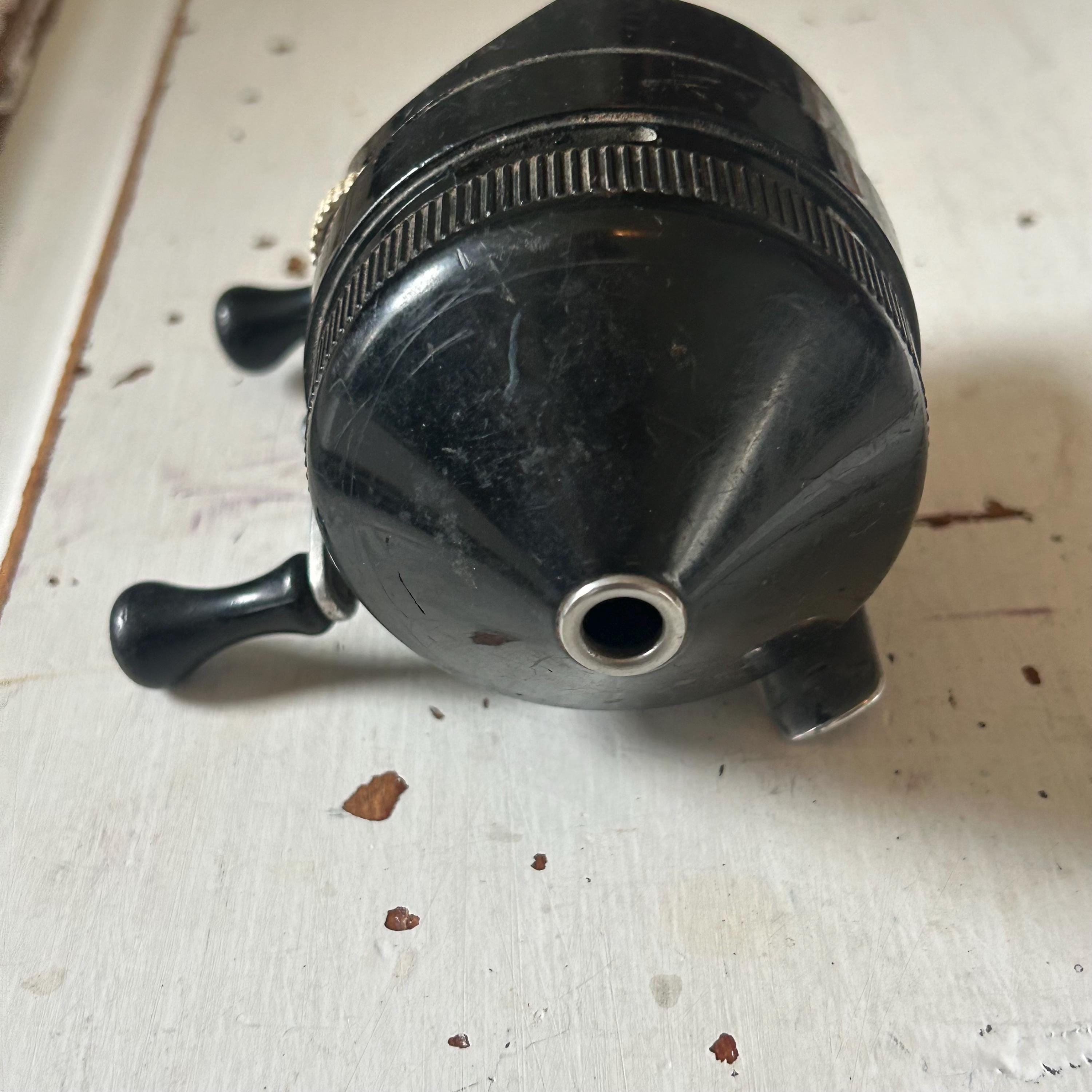 3 Vintage 1950's or 1960's Spin Casting Fishing Reels for Display or Parts  - Etsy