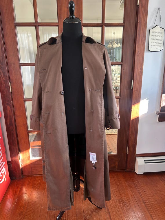 Vintage London Fog Women's Size 14 Reg Trench Coat Removable Liner
