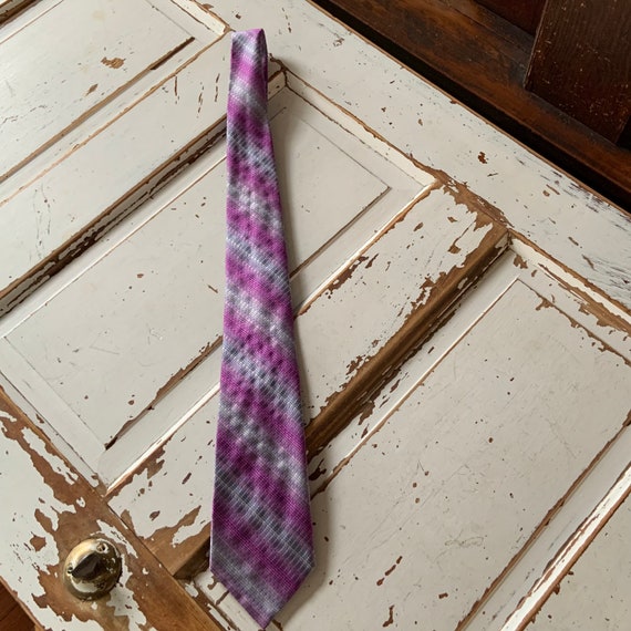 Vintage 1970’s or 1970’s Polyester Neck Tie