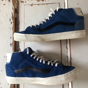 Vintage 1990’s Vans High Top Sneakers