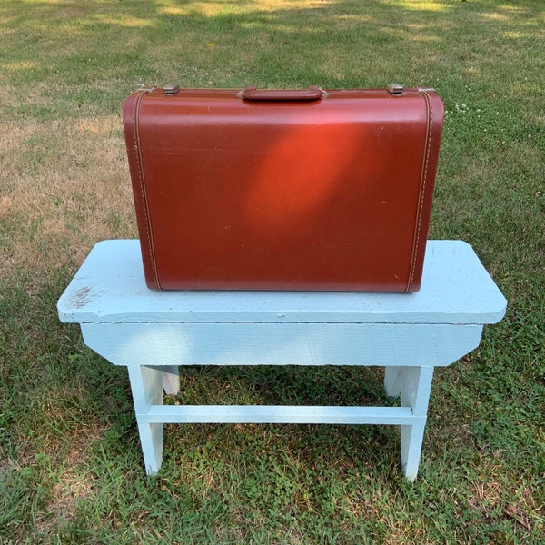 Vintage 1940’s / 1950’s Gateway Luggage Suitcase
