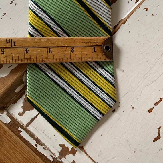 Vintage 1970’s or 1980’s Polyester Neck Tie - image 2