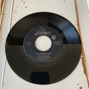 Vintage 1958 The Chipmunks - The Chipmunk Song/almost Good - Liberty Records - 45
