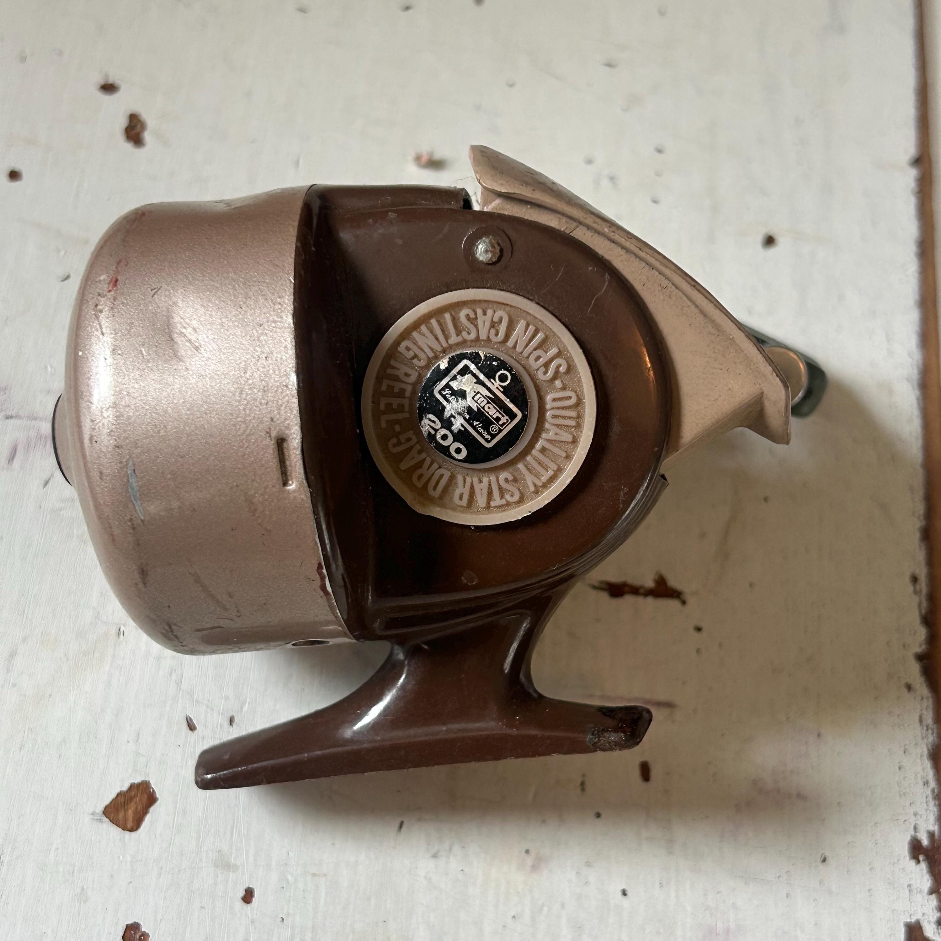 3 Vintage 1950's or 1960's Spin Casting Fishing Reels for Display or Parts  - Etsy
