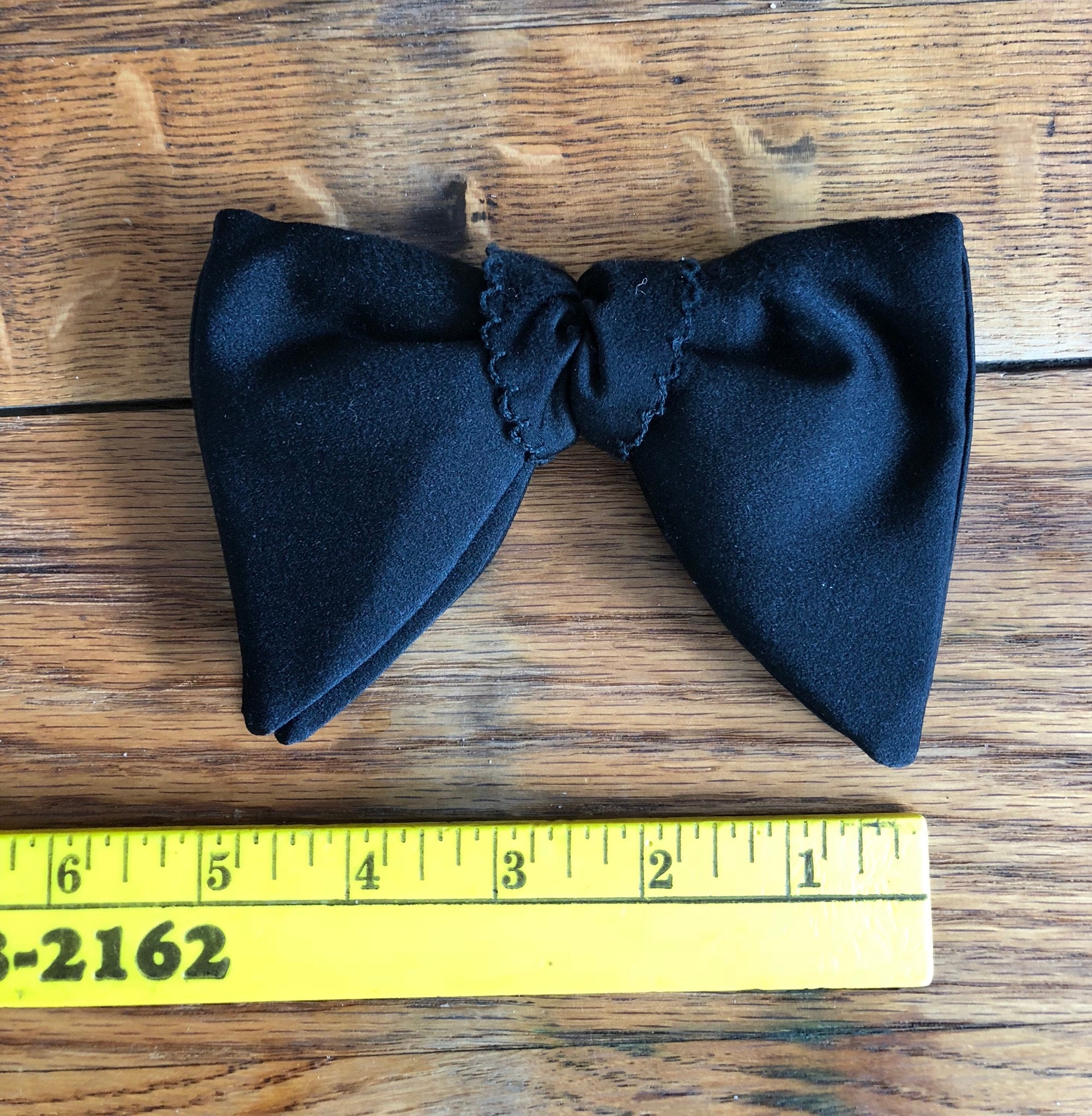 2 Vintage Bow Ties A La Scala Originals - Etsy display picture 2