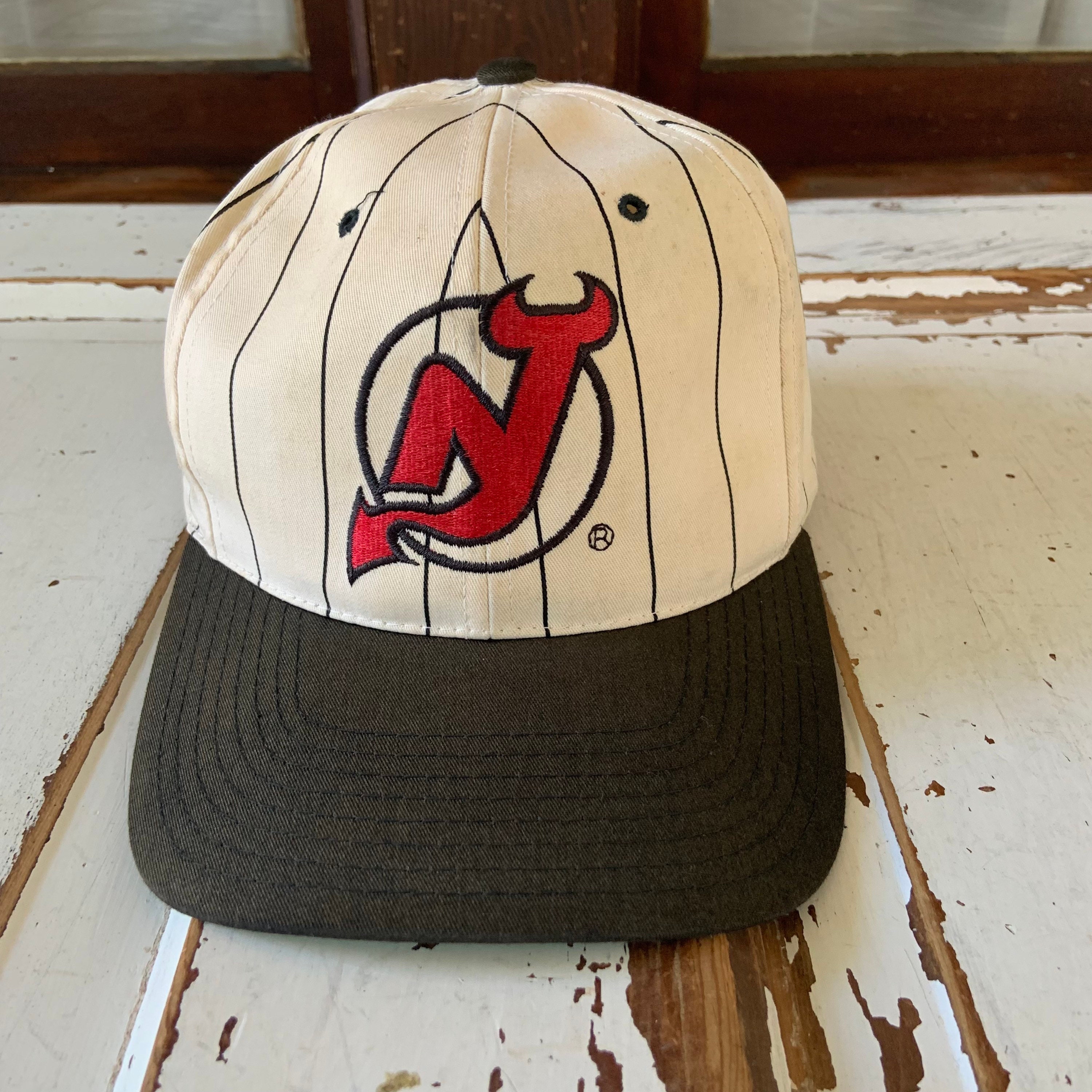 Vintage NHL New Jersey Devils SportsChannel Pinstripe Snapback Hat