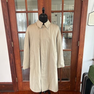Vintage 1970&#39;s Raintamer Mens Raincoat Trench Over Coat Khaki Size 44 Reg