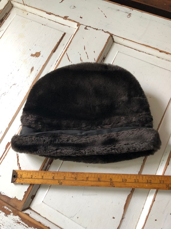 Vintage 1960’s Russian Style Faux Fur Hat - image 5