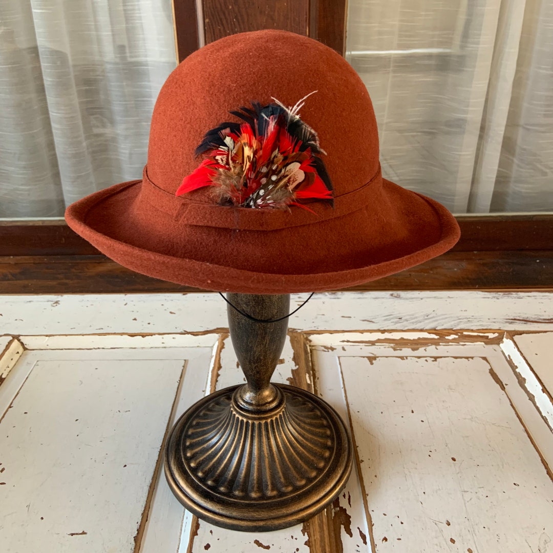 Vintage Pure Woolfelt CHELTON Feather HAT, Burgundy Bohemian With