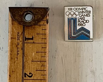 LAC CALME HIVER Jeux Olympiques 1980 Figurine Patineuse - Linda