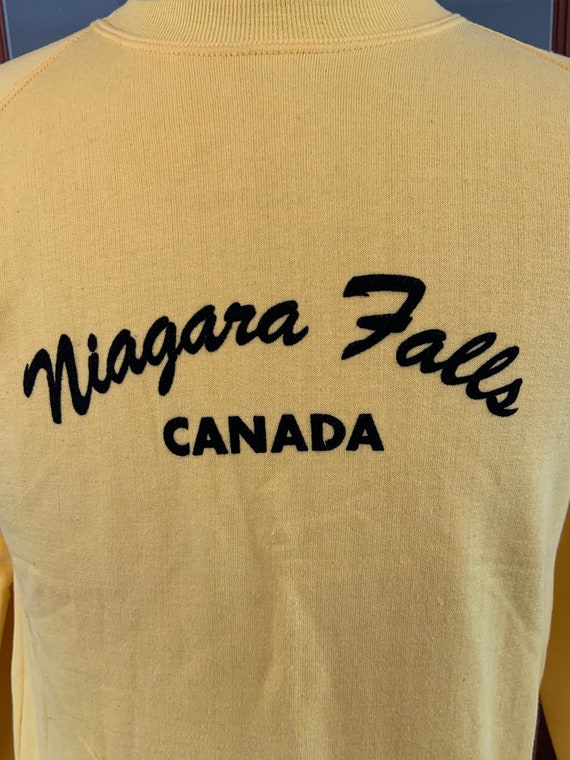 Vintage 1990’s Niagara Falls Sweater - image 5