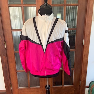 Vintage 1990’s Totes Nylon Windbreaker Retro Cool