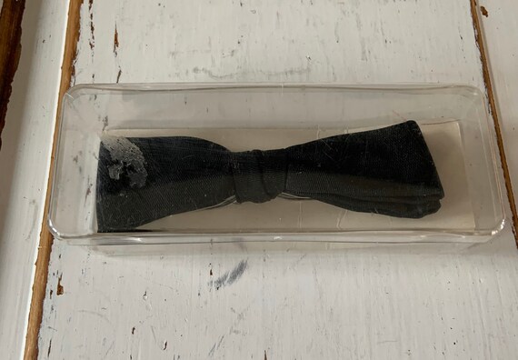 Vintage 1990’s Bow Tie Grip On - image 5