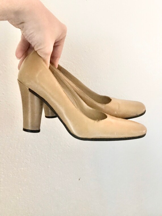 tan leather heels