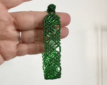 Vintage Handmade Beaded Bracelet Green Dainty beautiful gift