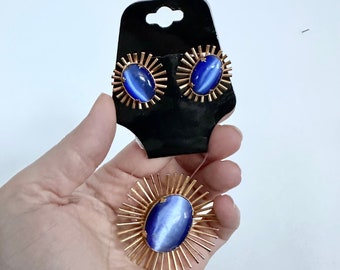 Vintage Blue Sunburst Earrings and Brooch Clip On jewelry 1980s brass