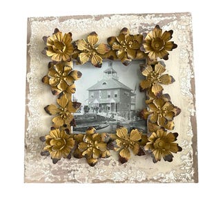 Wooden frame metal floral accents wood yellow rust photo framing home decor 4x4