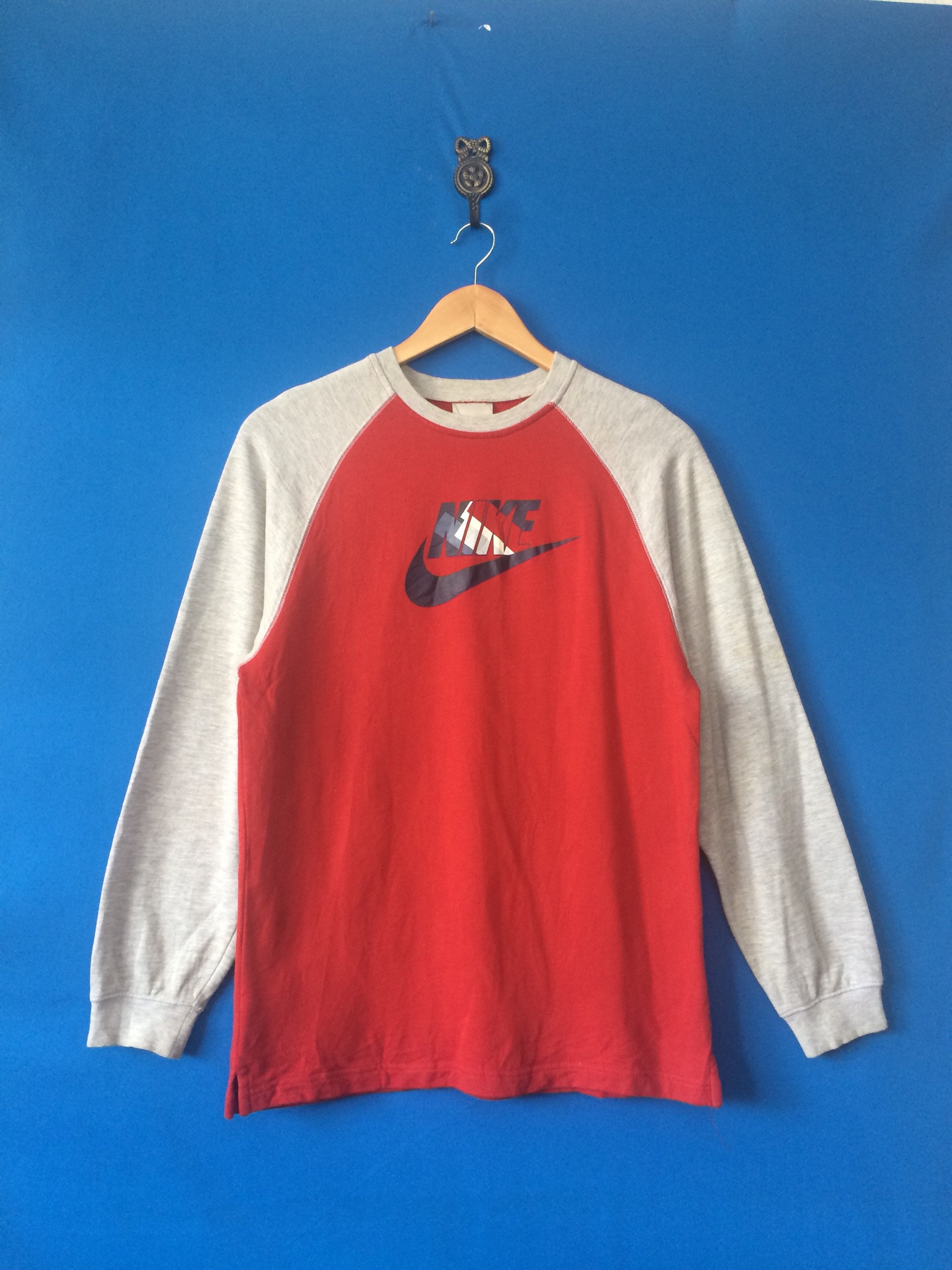 large swoosh sweatshirt