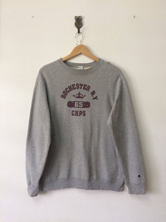 Rare CHAMPION Sweatshirt Big Logo Spell Out Embro… - image 1