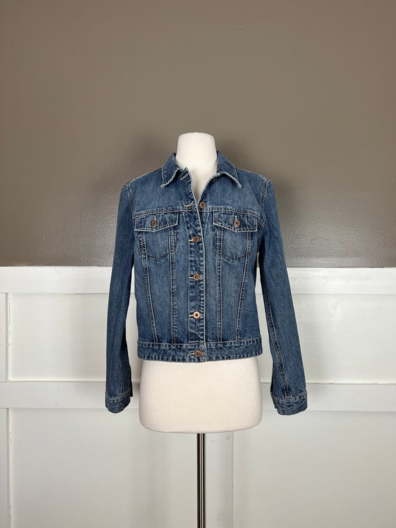 y2k vintage GAP jean jacket, medium wash blue deni