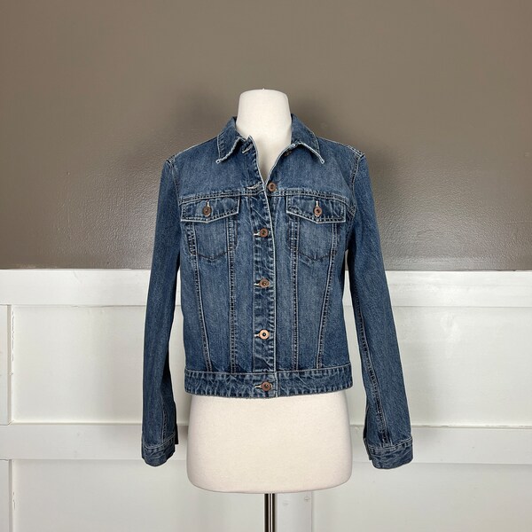 y2k vintage GAP jean jacket, medium wash blue denim jacket, womens size medium