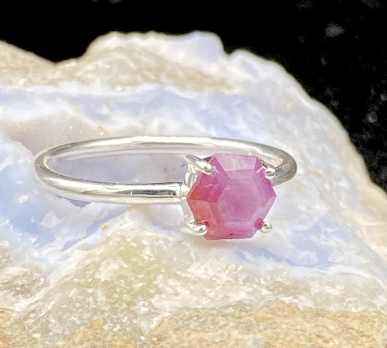 Engagement Ring Rare Pink Sapphire Ring Sterling Silver Hexagonal Gemstone Faceted Ring Sterling silver Ring Gift for her Dainty Ring