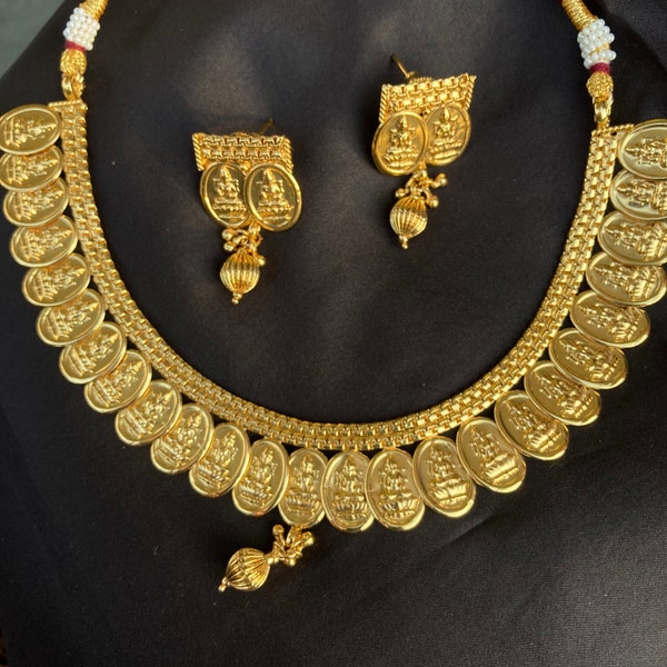Gold Necklace/ Indian Jewelry/Indian Necklace/Coin choker Necklace/Indian Gold Necklace Set/ Indian Choker/Kasu Mala/ Indian Wedding Jewelry