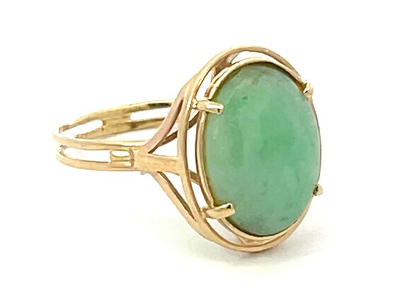 Mings Oval Green Cabochon Jade Ring 14k Yellow Go… - image 3