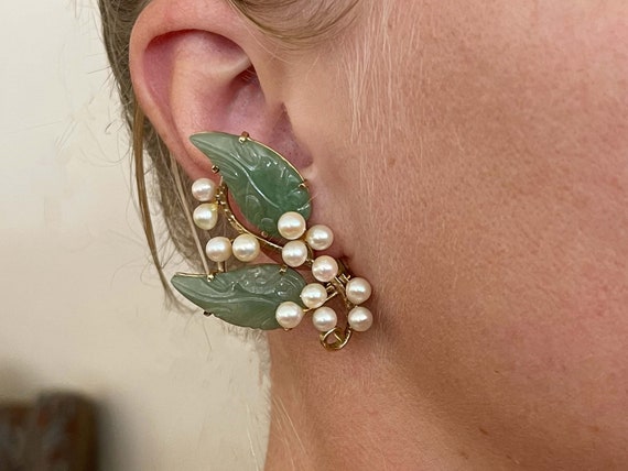 Mings Akoya Pearl and Green Jade Leaf Clip on Ear… - image 2