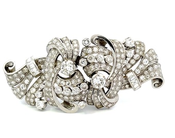 Art Deco Diamond Double Clip Brooch in Platinum, 7.68 Carats