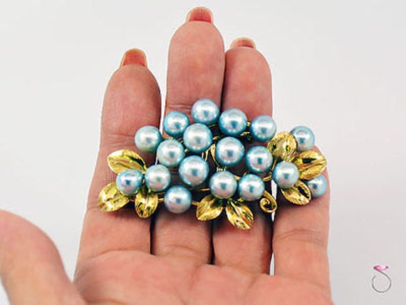 MING'S HAWAII Silver Blue Pearl Cluster Brooch, 1… - image 2