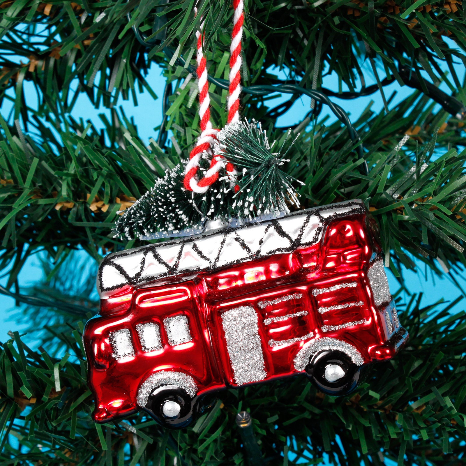 Fire engine christmas bauble Clearance