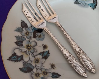 Pair of Wedding cake forks. Names. I do, Me too. Wedding Date. Vintage. Personalised handstamped gift, keepsake. His Hers, Bride Groom.